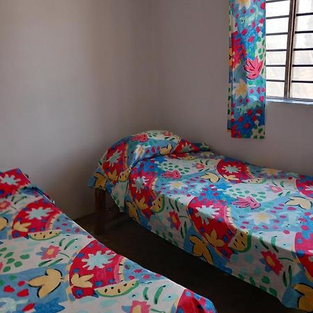 Bibi Mrembo Guesthouse Pingwe Exterior foto